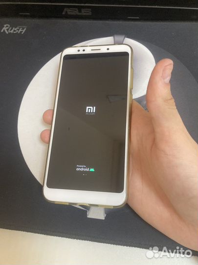 Телефон Xiaomi Redmi 5 Plus 4x64