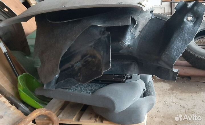 Автомобиль на запчасти на chevrolet lanos 1.5