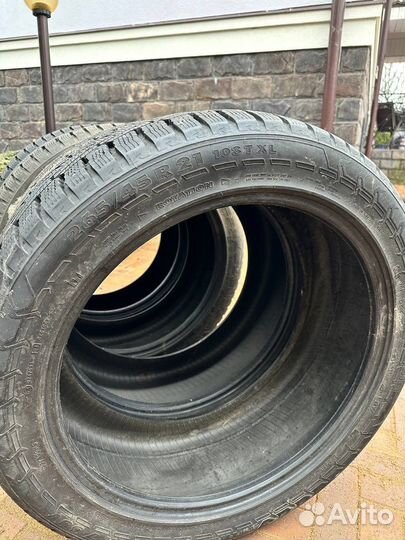 Nokian Tyres Hakkapeliitta 7 SUV 265/45 R21