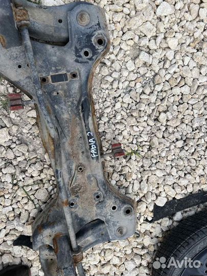 Балка подвески передняя skoda fabia 2