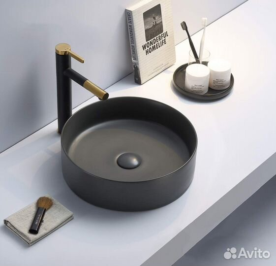 Раковина накладная D394мм. черный матовый