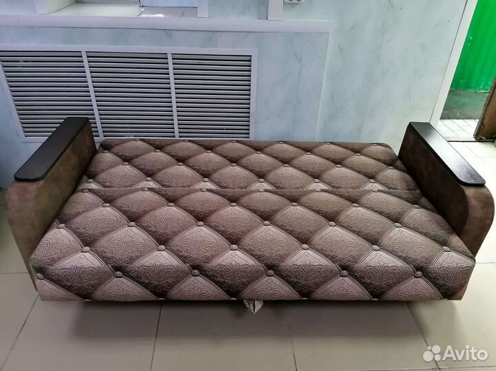 Диван книжка 