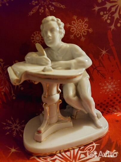 Статуэтки В. И. Ленин и Пушкин А.С. лфз