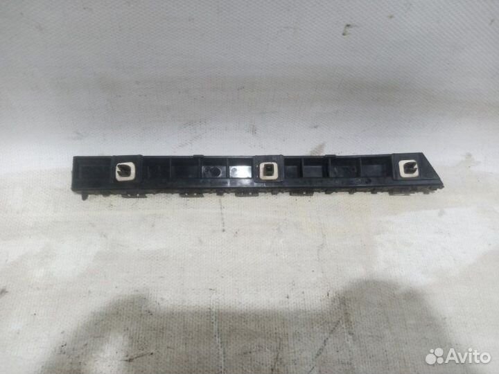 Кронштейн бампера задний правый Nissan Qashqai J11