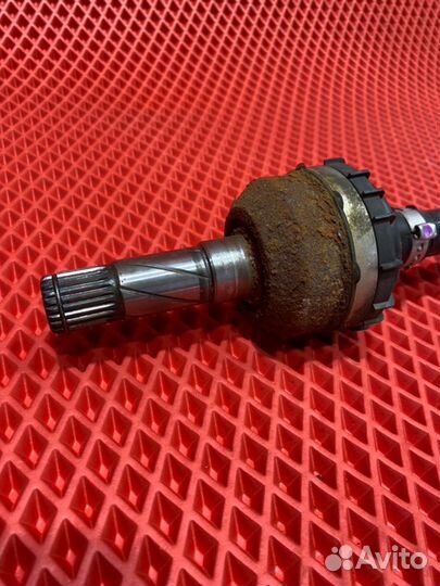 Вал приводной задний правый Volvo Xc90 2 L