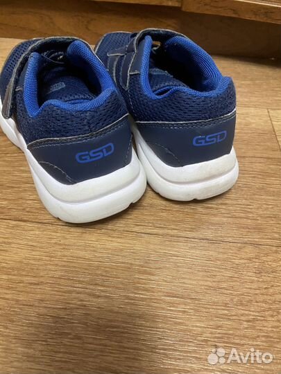 Кроссовки детские для мальчика