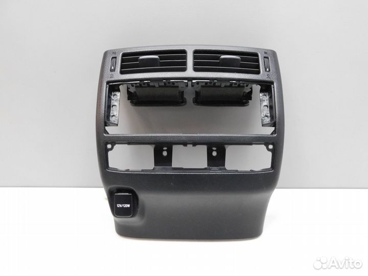 Консоль Land Cruiser (200) (66876)