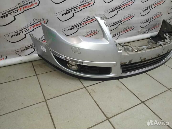 Бампер volkswagen passat 3C2 3C5 B6 передний сереб