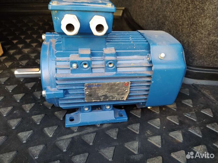 Электродвигатель асинхронный