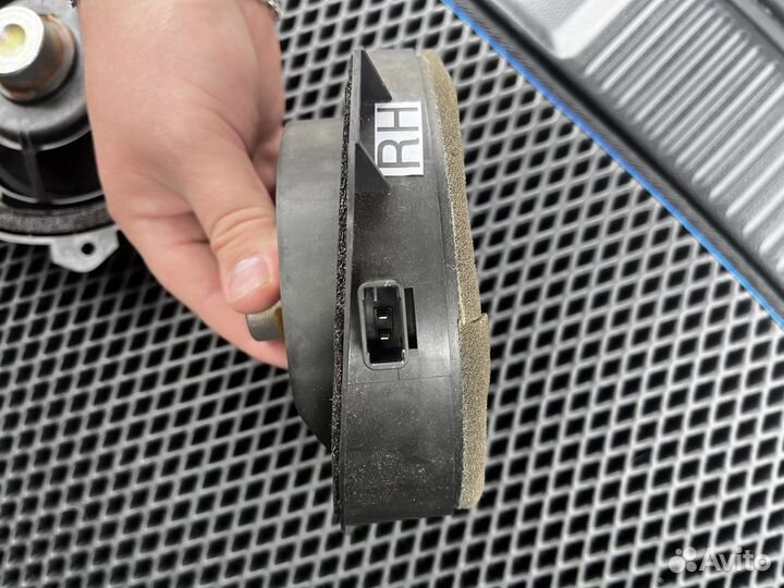 Динамики передние Subaru