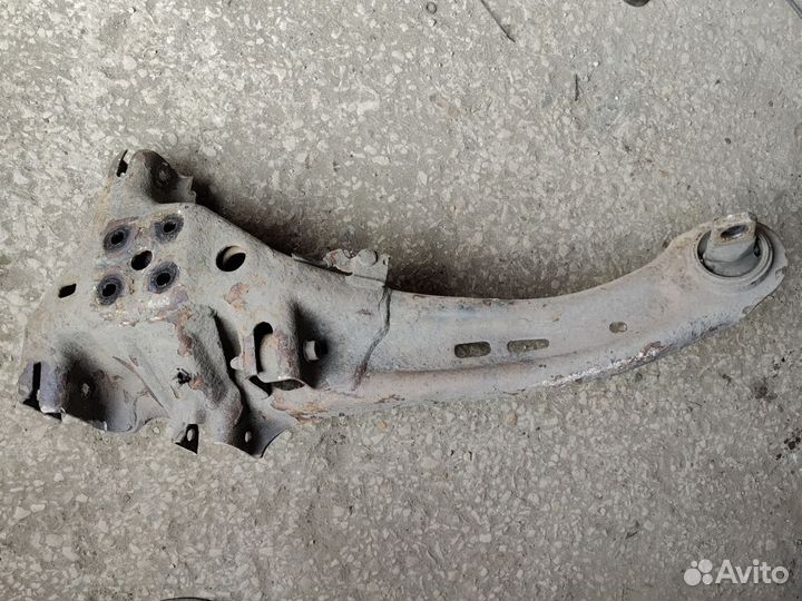 Рычаг продольный правый Mazda 6 gg