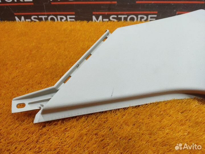 Обшивка стойки задняя правая Audi Q5 8R cdnc 2010