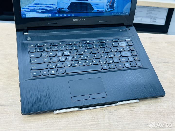 Ноутбук Lenovo 4 ядра AMD A8/ 8 RAM/ Radeon R5M330