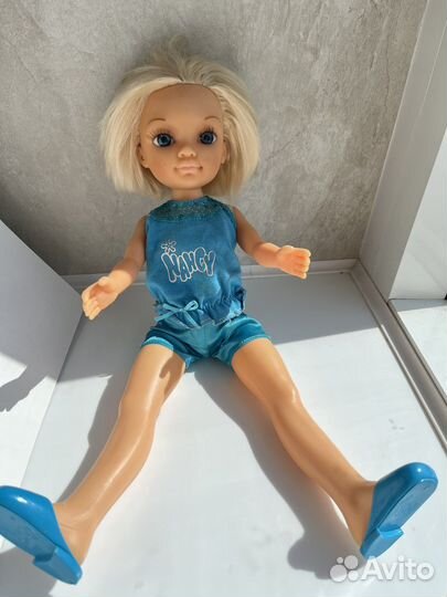 Кукла Ненси famosa