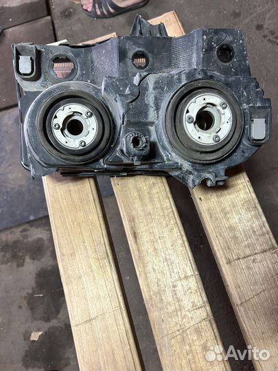 Фары chrysler 300c