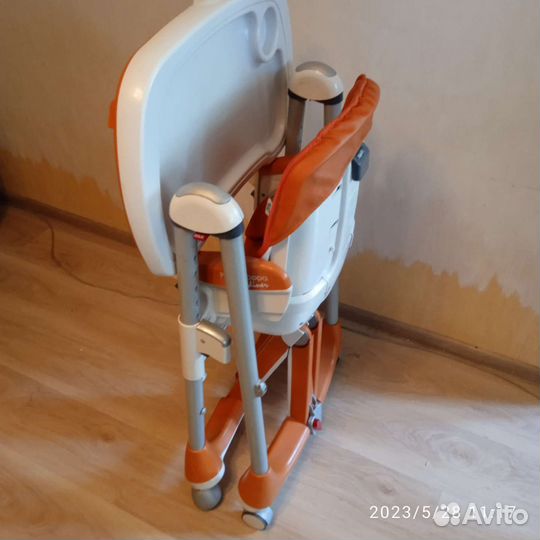 Столик для кормления ребенка