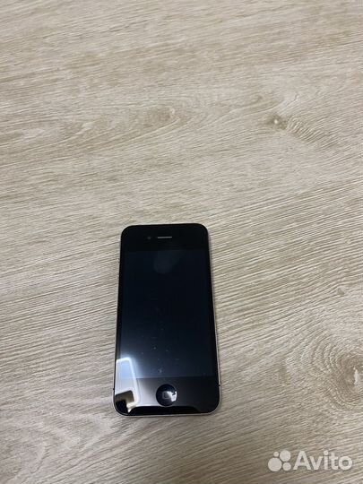 iPhone 4S, 8 ГБ