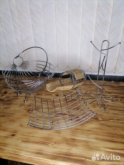 Подставка для бутылки вина.Вазы.Под-ка для кружек