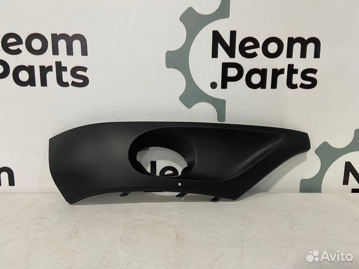 Накладка птф правая VW Touareg 2 NF 2010-2014