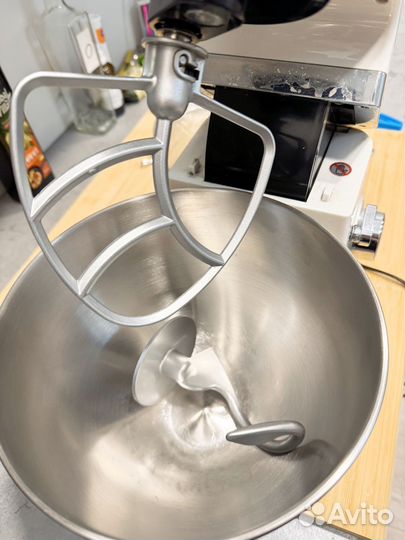 Миксер планетарный