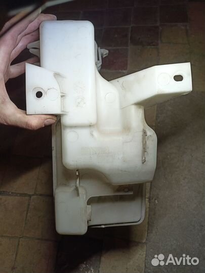 Бачок омывателя Mitsubishi lancer X 10