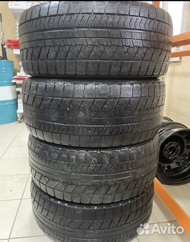 Bridgestone Blizzak Revo GZ 255/45 R18 Y