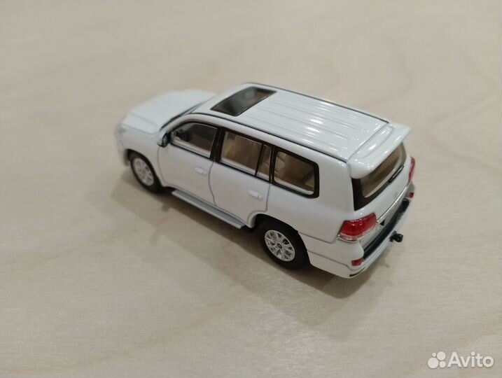 Toyota Land Cruiser 200 Facelift (2015-2021)