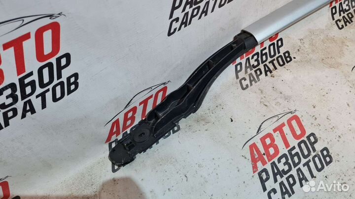 Рейлинг на крышу Renault Sandero левый