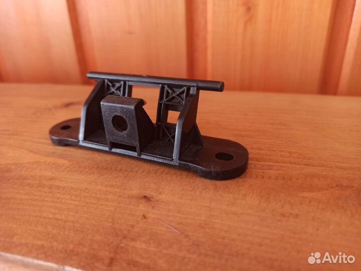 Петля лючка бензобака Chevrolet Aveo T250 5HB