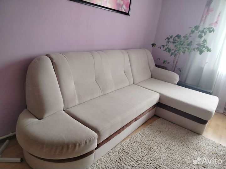 Угловой диван