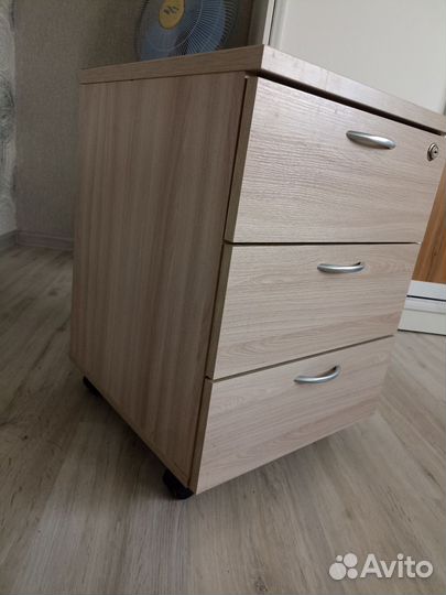 Тумба выкатная