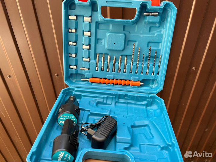 Шуруповерт makita 12v