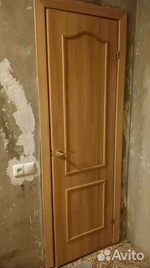 Дверь входная деревянная бу