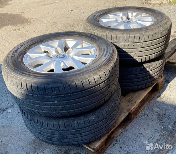Комплект колес на оригинальных дисках