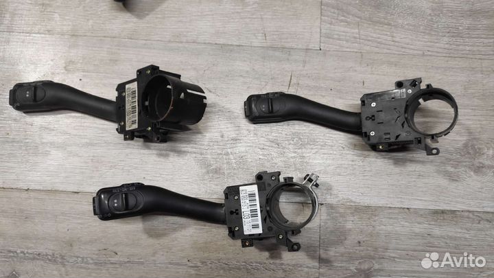 Переключатель подрулевой VAG 8L0953513J