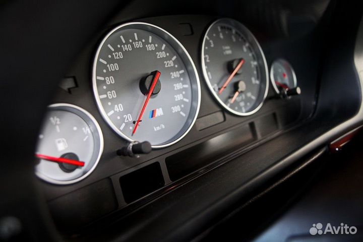 Приборная панель bmw M5 e39