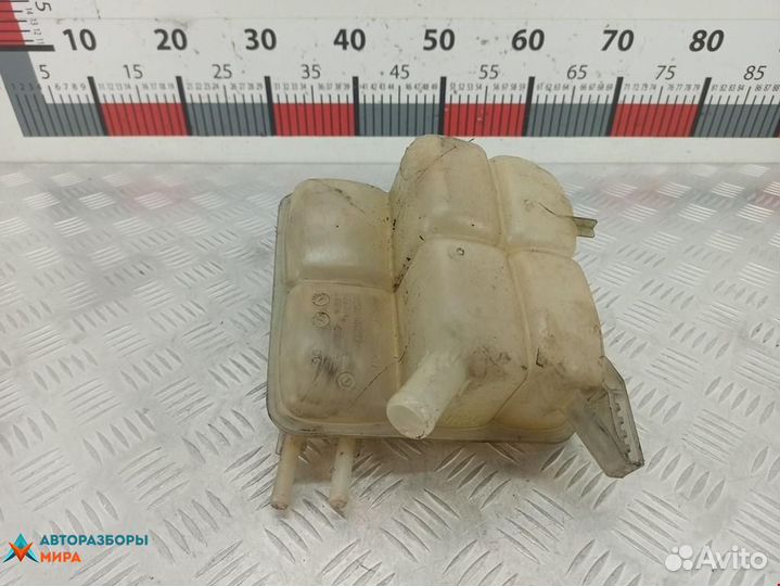 Бачок расширительный Ford Kuga 2009 3M5H8K218AJ