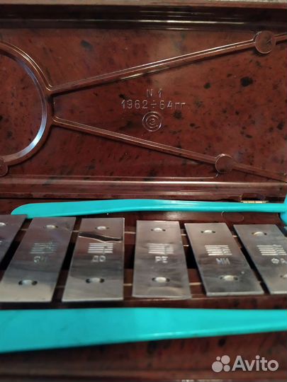 Детская игрушка металлофон СССР 60-х годов