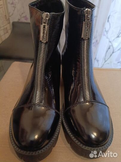 Новые ботинки из натуральной кожи
