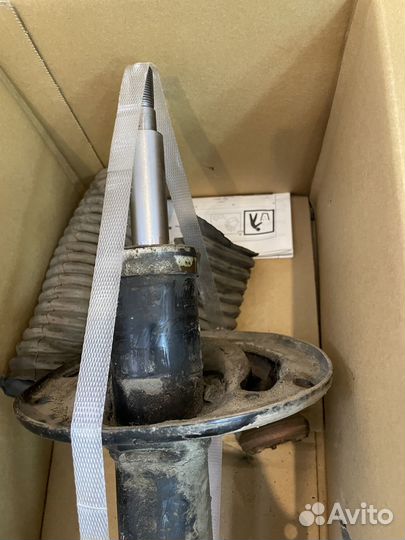 Стойки амортизаторов тойота камри 50