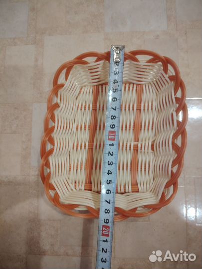 Корзинка плетёная пластик