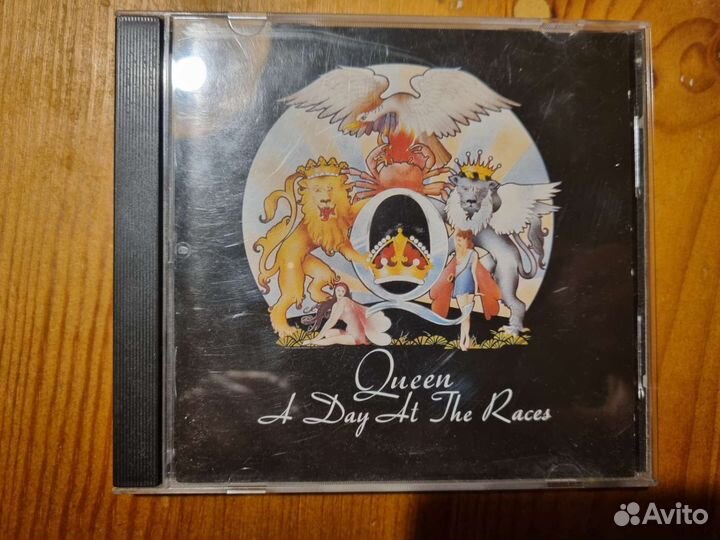 CD компакт диск Queen - A day AT the race