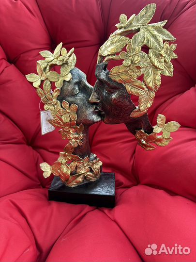 Статуэтки из полистоуна