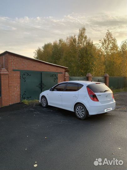 Hyundai i30 1.6 AT, 2010, 204 000 км