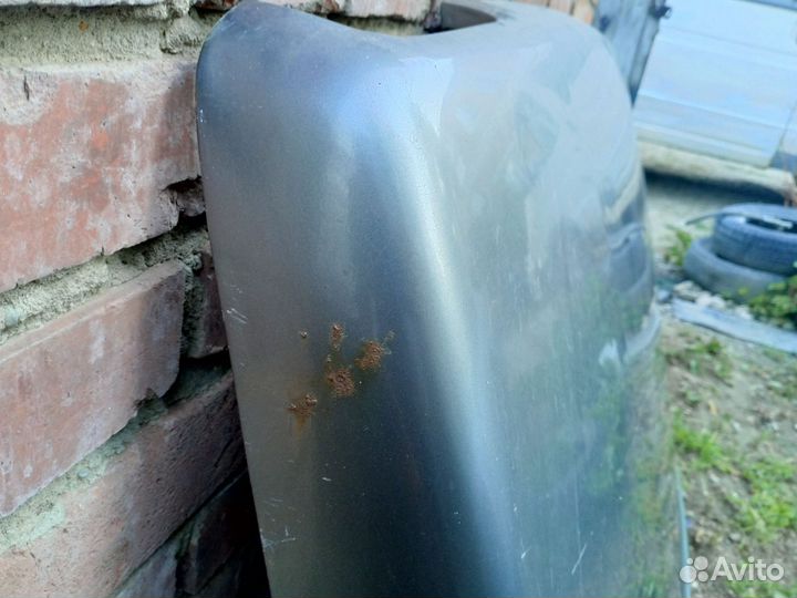 Капот на ниву