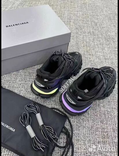 Кроссовки Balenciaga Track LED