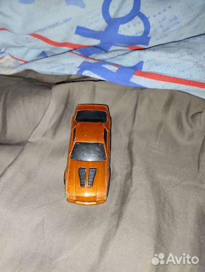 Игрушечная Машина