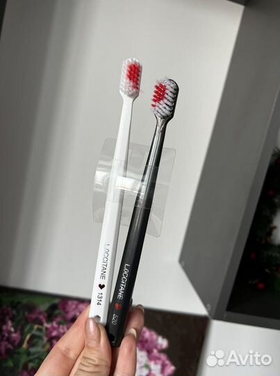 Зубные щетки для парочки