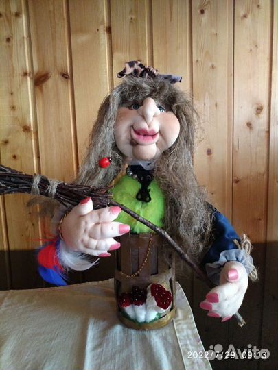 Продам сувенир Баба Ёжка