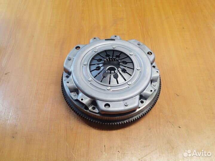 Маховик в сборе на Мерседес спринтер